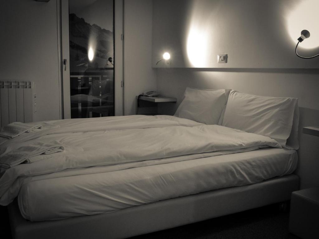 Hotel Turan Les Deux Alpes Pokój zdjęcie